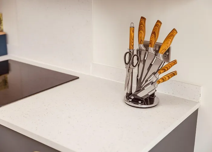 아파트 Ultra-modern Luxury 1br In Ls1 Free Secure Parking!