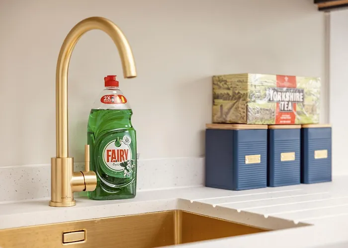 Ultra-modern Luxury 1br In Ls1 Free Secure Parking! 리즈