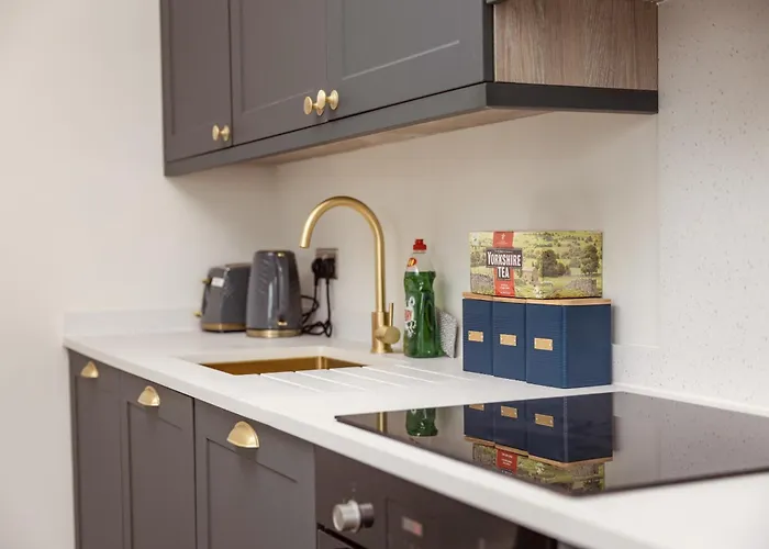 Ultra-modern Luxury 1br In Ls1 Free Secure Parking! * 利兹